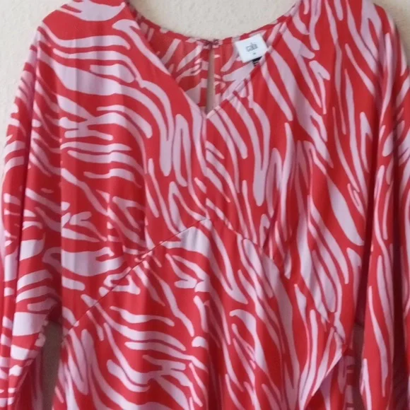 Cabi Dress - Picture 5 of 7